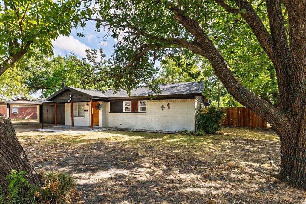 4400 Jane Anne Street - Photo 2