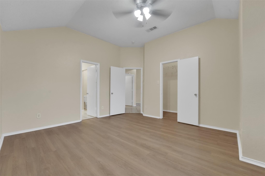 321 Dakota Drive - Photo 15
