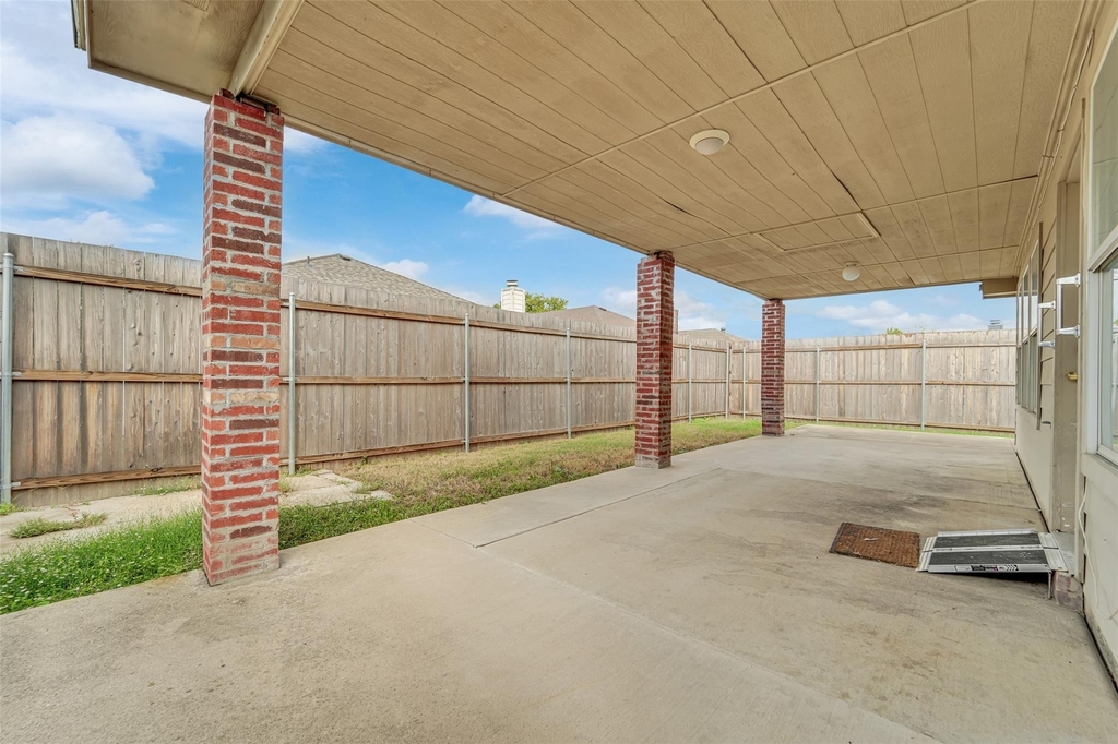 321 Dakota Drive - Photo 21