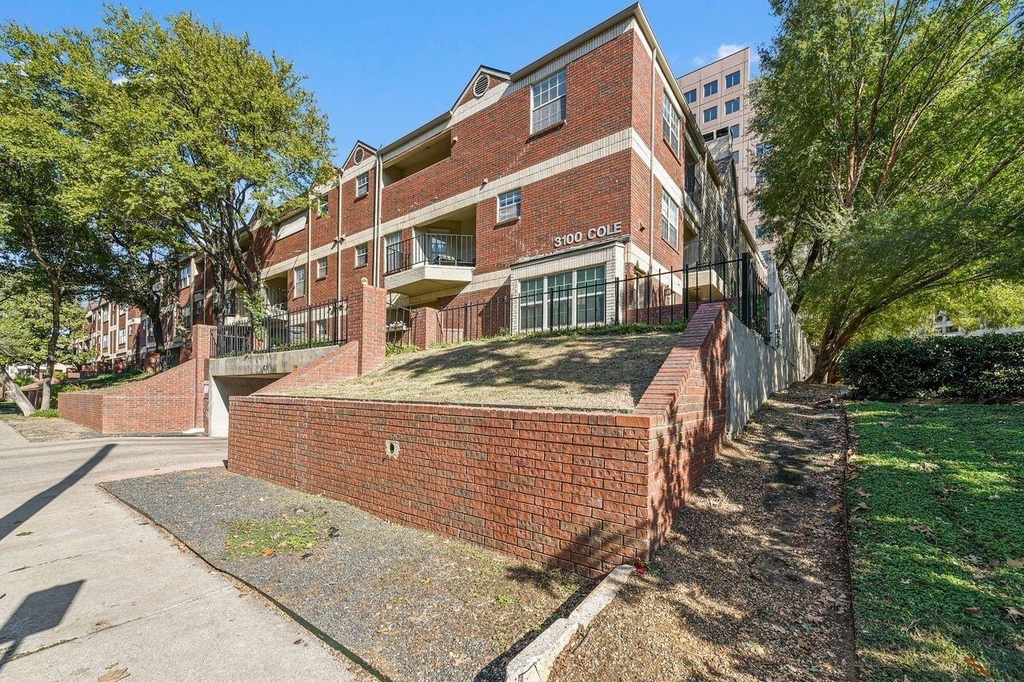 3100 Cole Avenue - Photo 1
