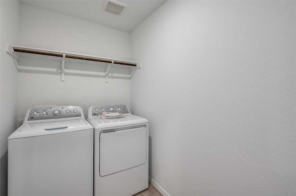 1708 Sims Street - Photo 18