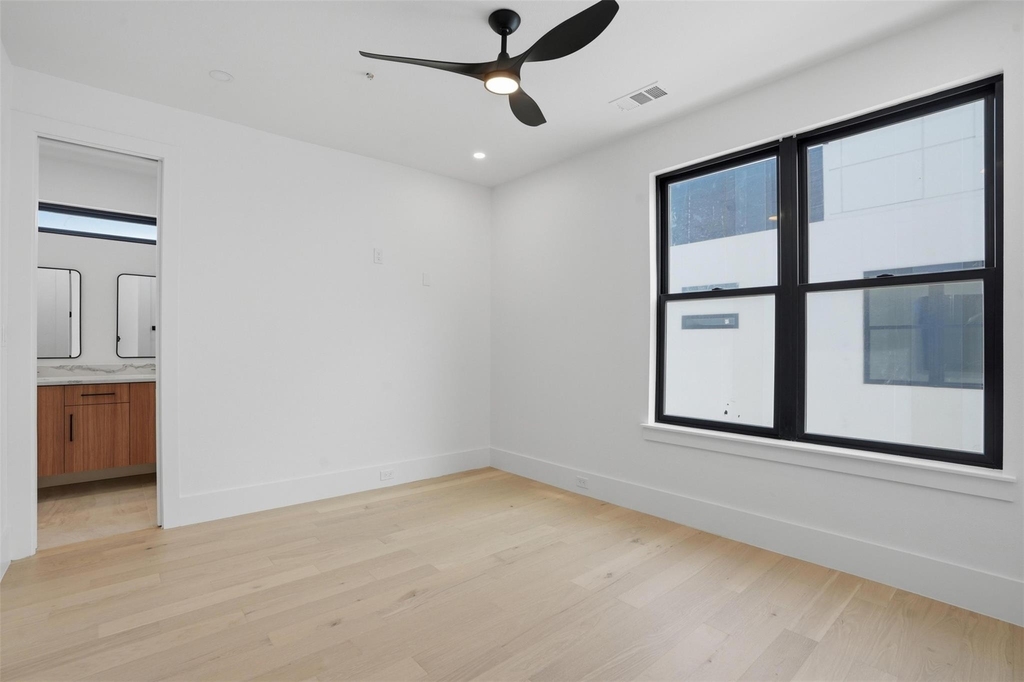4526 Cabell Drive - Photo 13