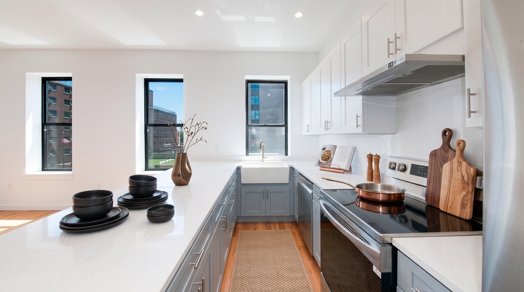 2500 Amsterdam Avenue - Photo 4
