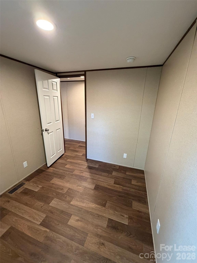 2034 Shelby Road - Photo 3