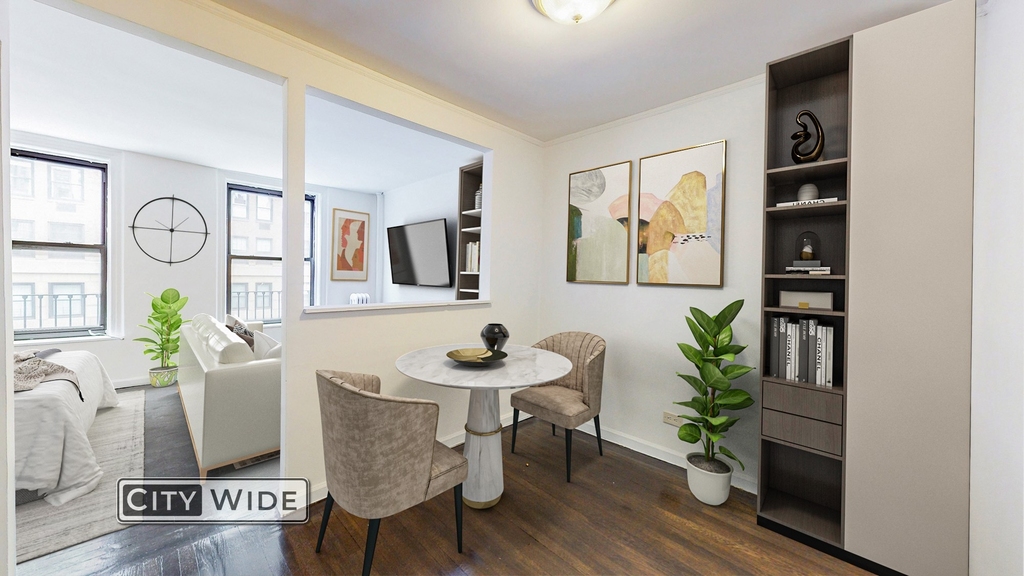 1045 Lexington Ave. #4FN - Photo 1