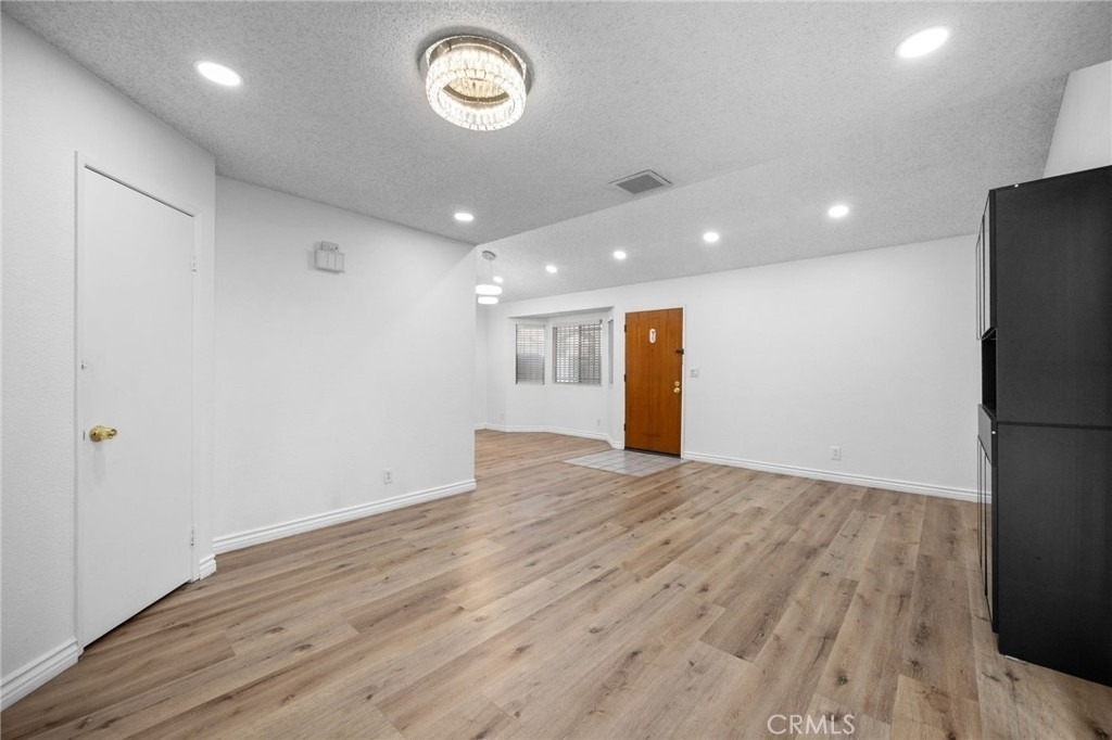 11855 Ramona - Photo 4
