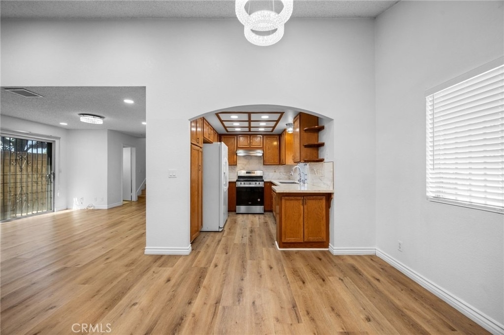 11855 Ramona - Photo 7