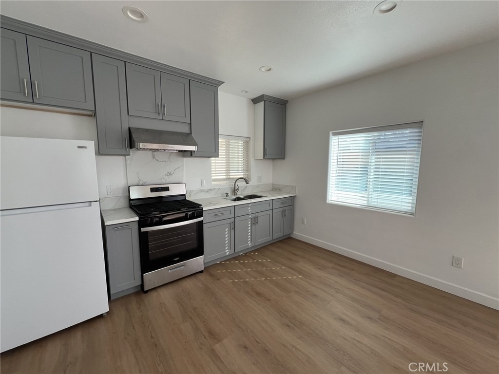5033 B Sultana - Photo 1