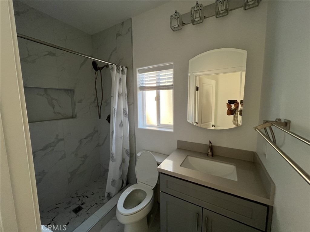 5033 B Sultana - Photo 4