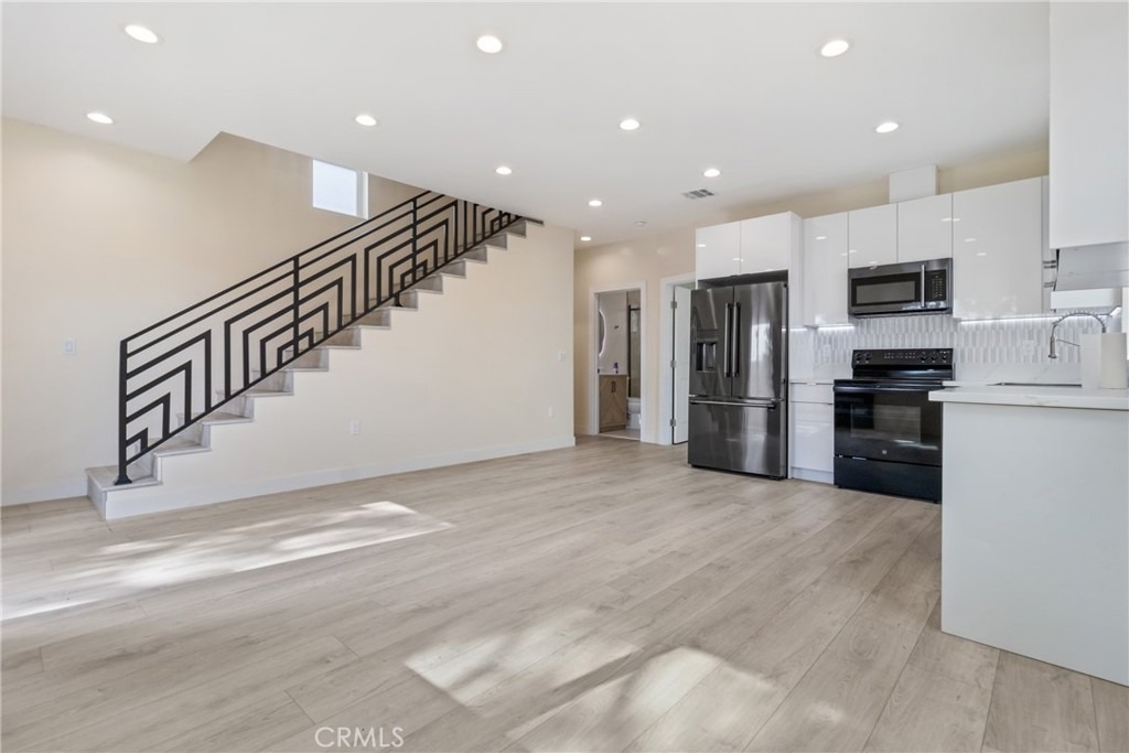 13564 Polk Street - Photo 4
