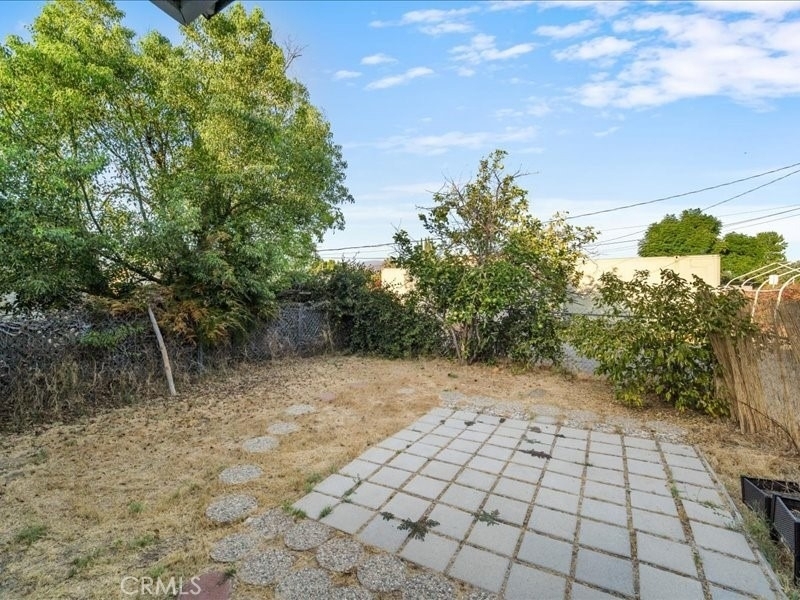 6642 Vineland Avenue - Photo 21