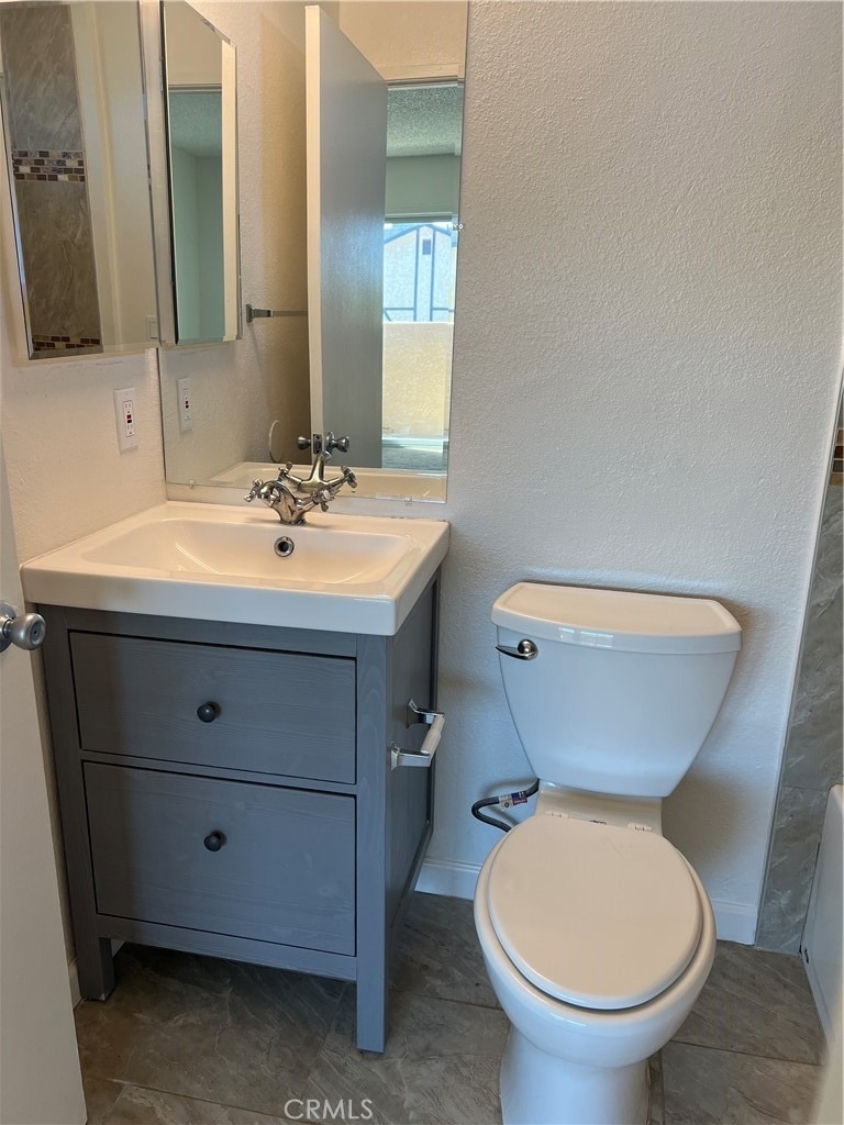 454 E Avenue Q3 - Photo 16
