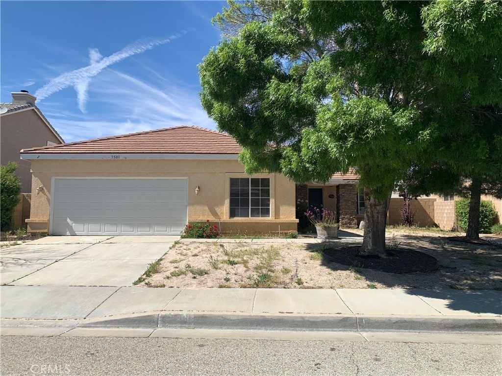3501 Racquet Lane - Photo 1