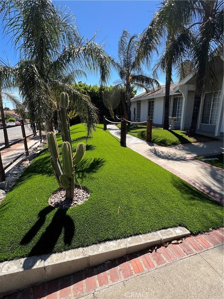13747 Polk Street - Photo 5