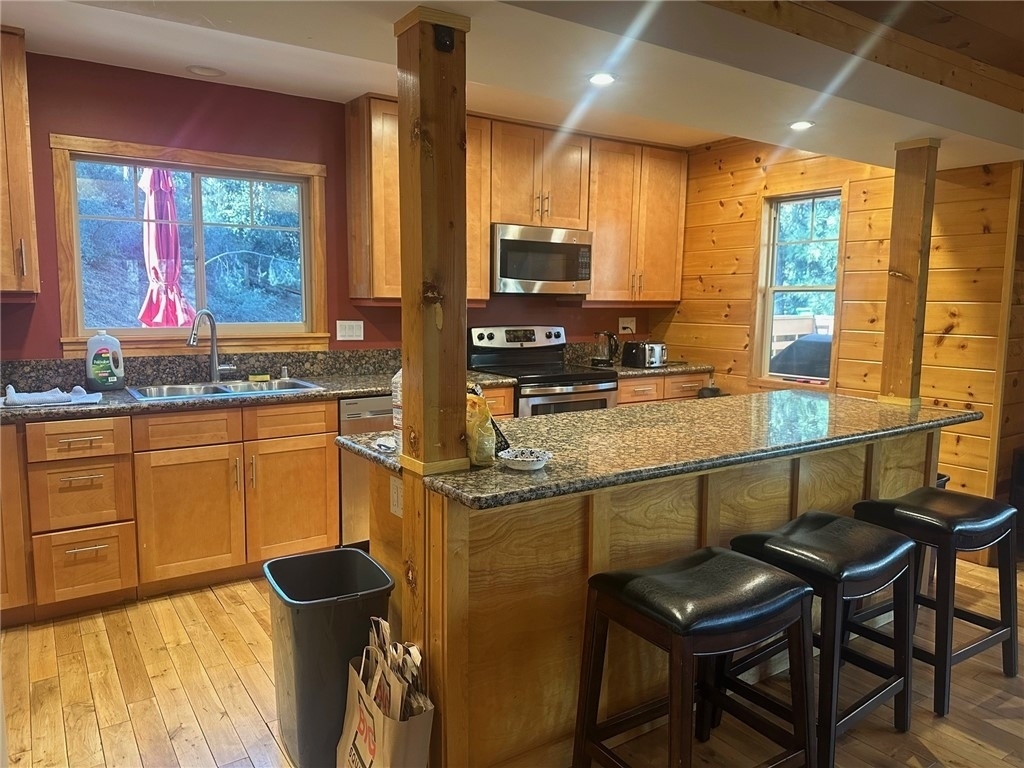 2300 Cypress - Photo 1