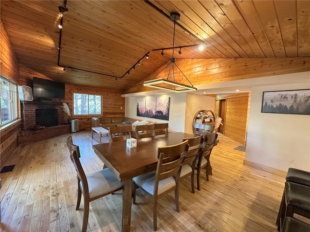 2300 Cypress - Photo 5