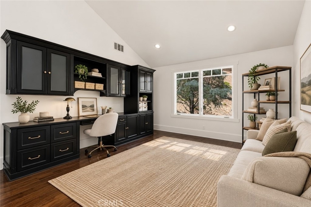 24305 Bridle Trail - Photo 19