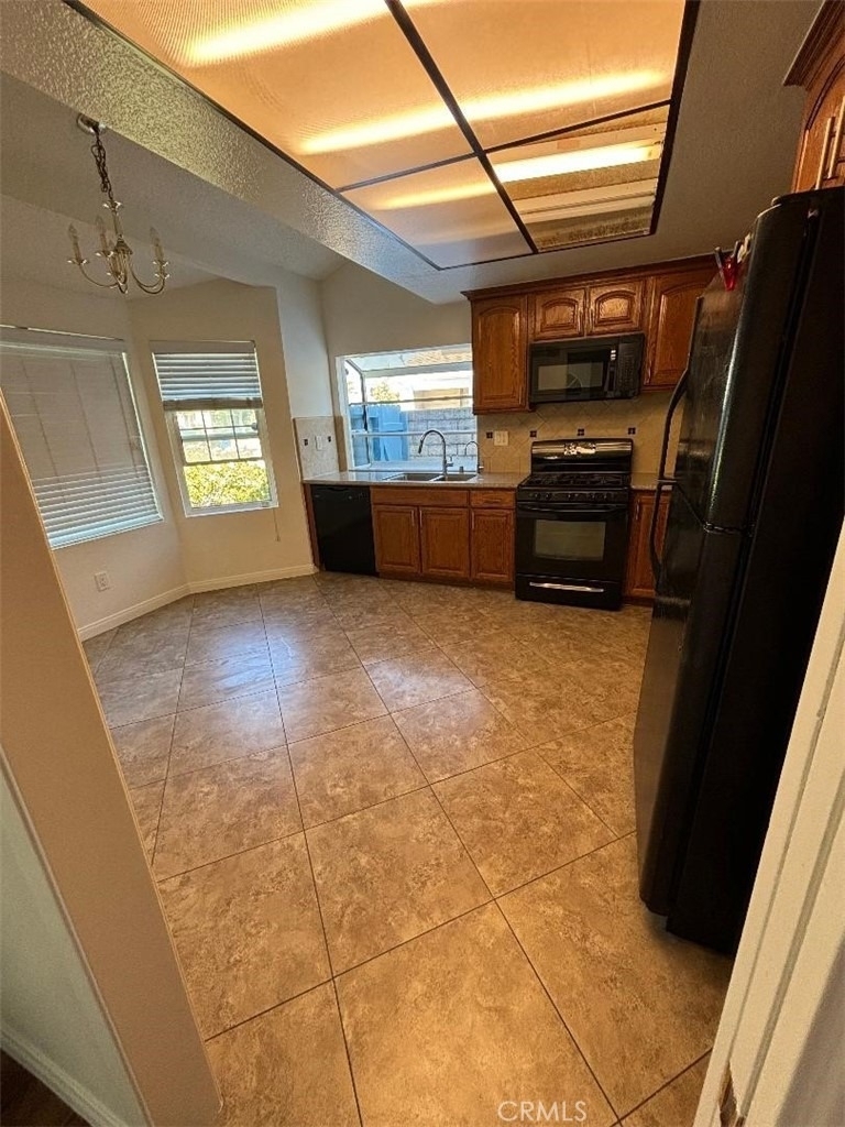 21730 Merridy - Photo 1