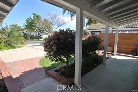 3421 Rowena Drive - Photo 31
