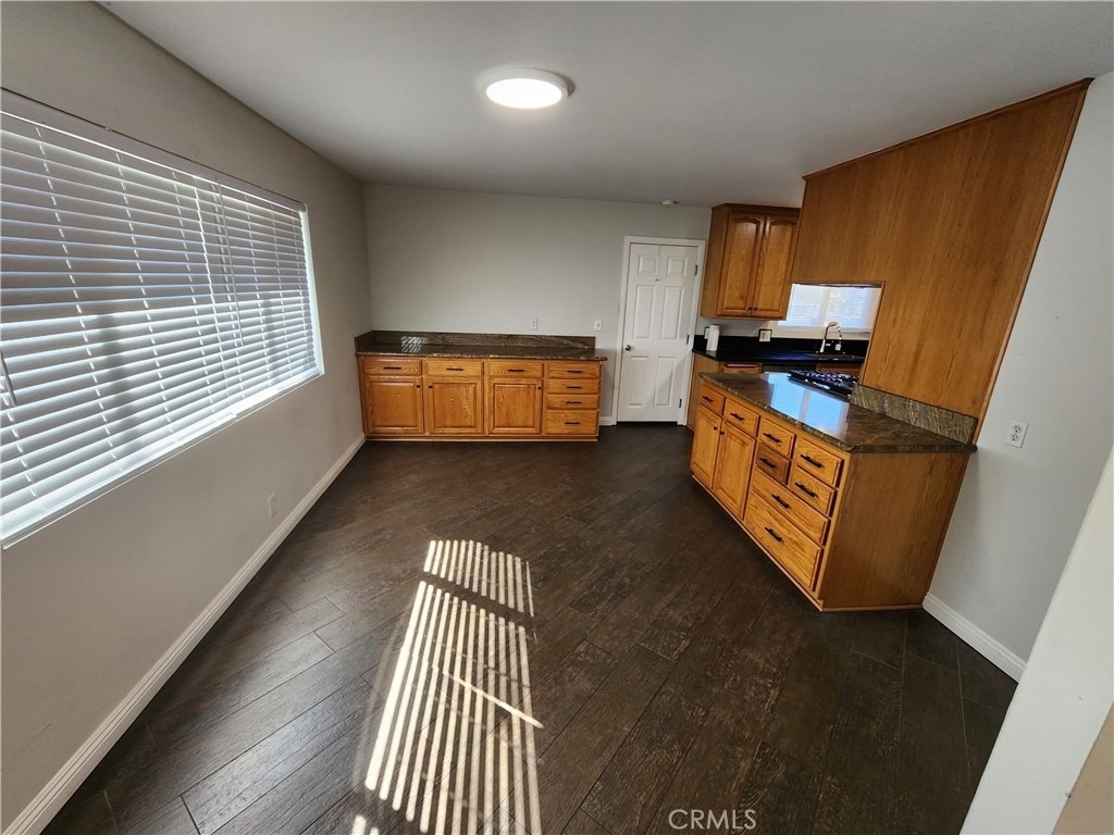 5449 E Garrick Drive - Photo 2
