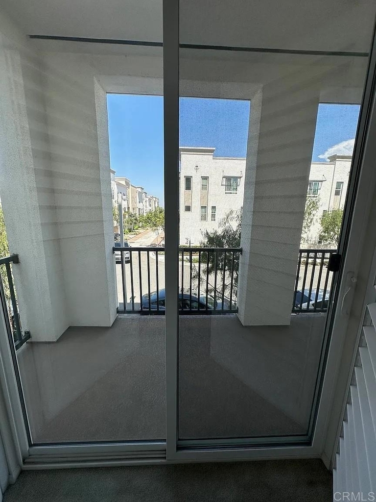 2015 Mindoro Lane - Photo 2