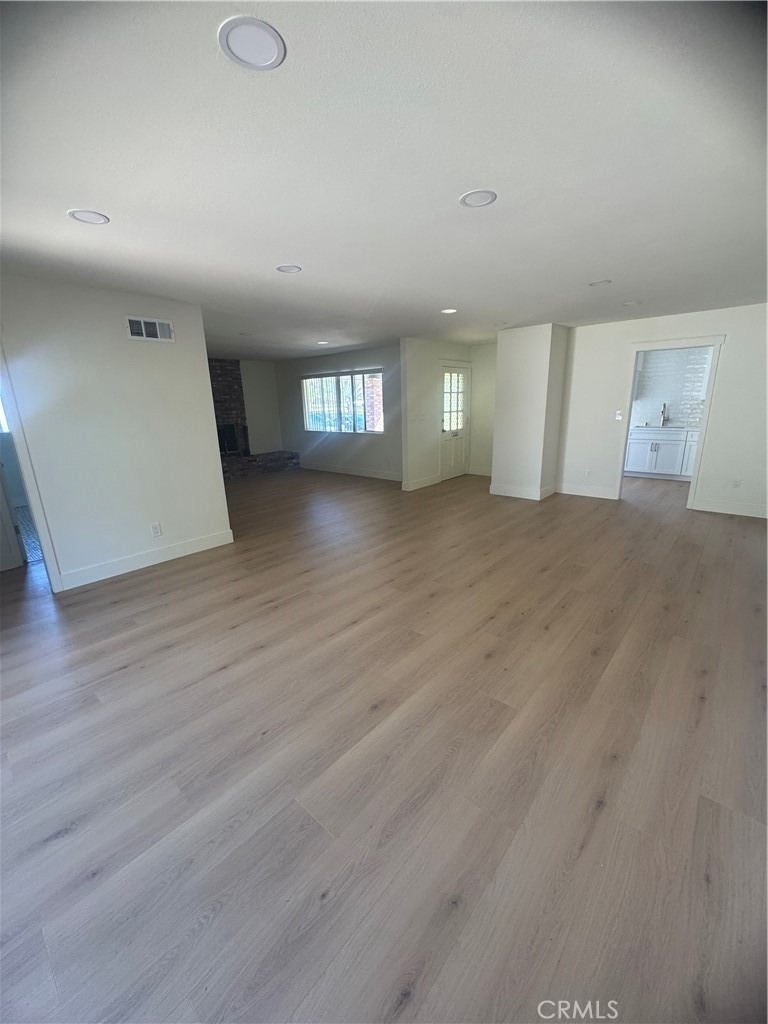 151 W Bay - Photo 5