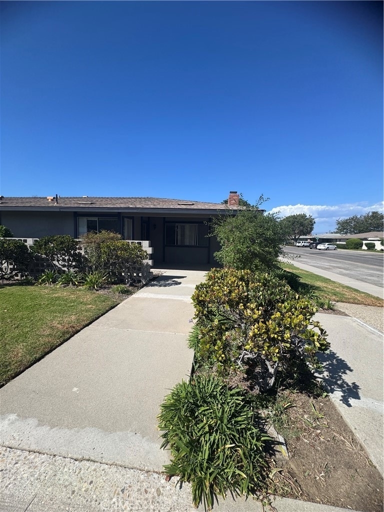 151 W Bay - Photo 2
