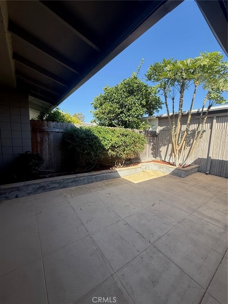 151 W Bay - Photo 3