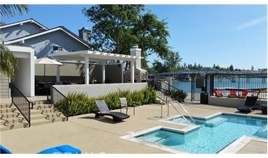 10 Cove - Photo 2