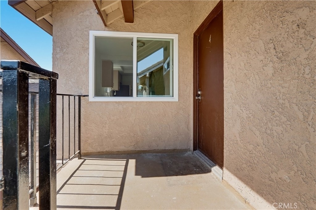 4881 Vista Dr - Photo 1