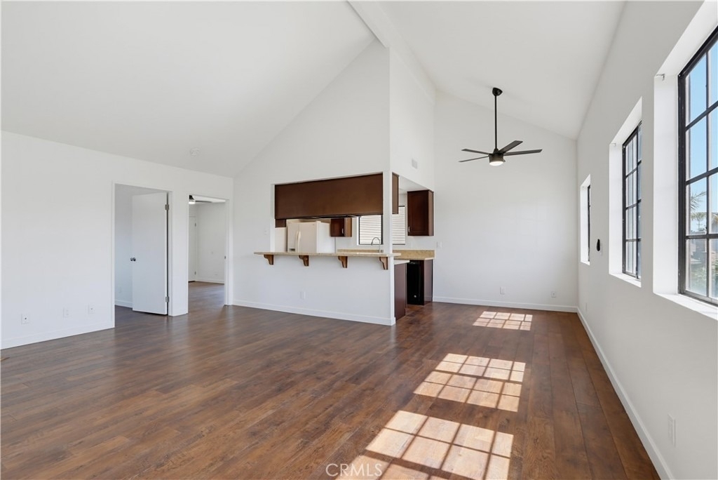4881 Vista Dr - Photo 3
