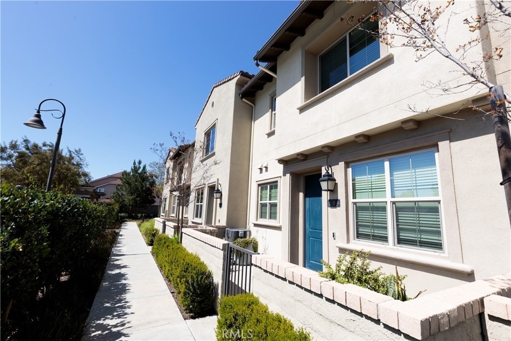 113 Lantana - Photo 0