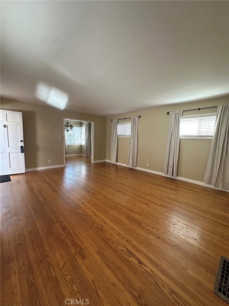 125 Nieto Avenue - Photo 3