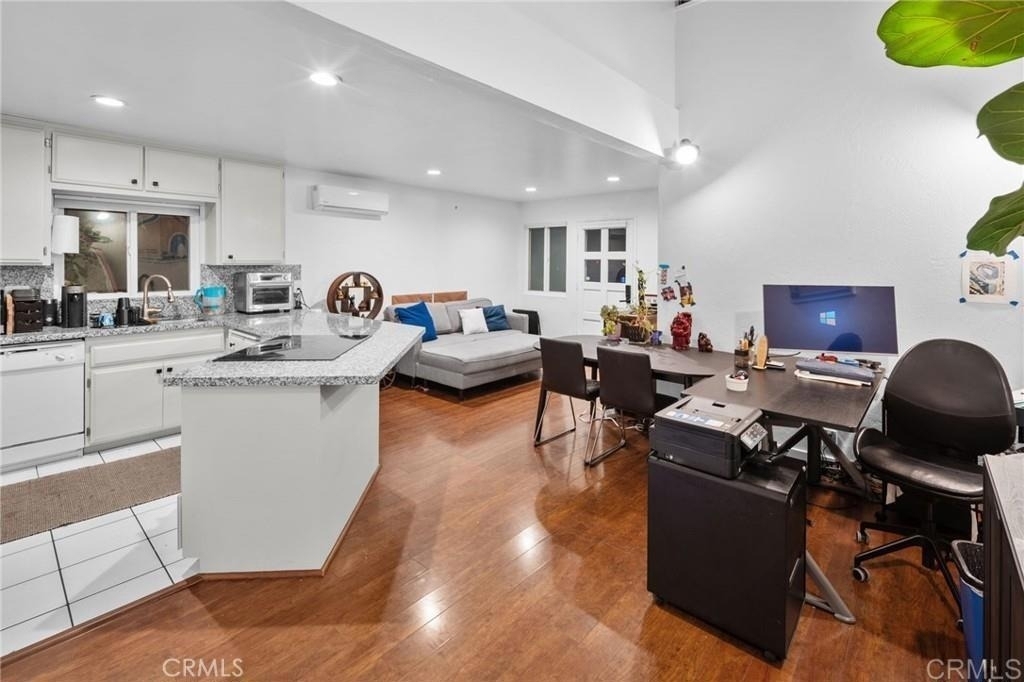 720 3rd Street - Photo 3