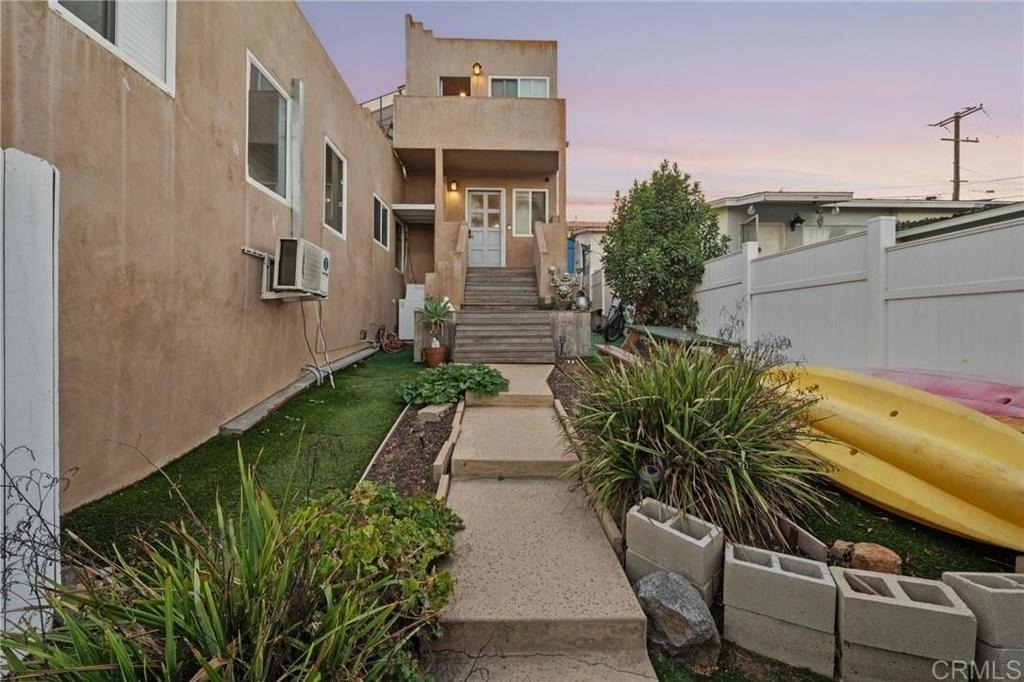 720 3rd Street - Photo 2