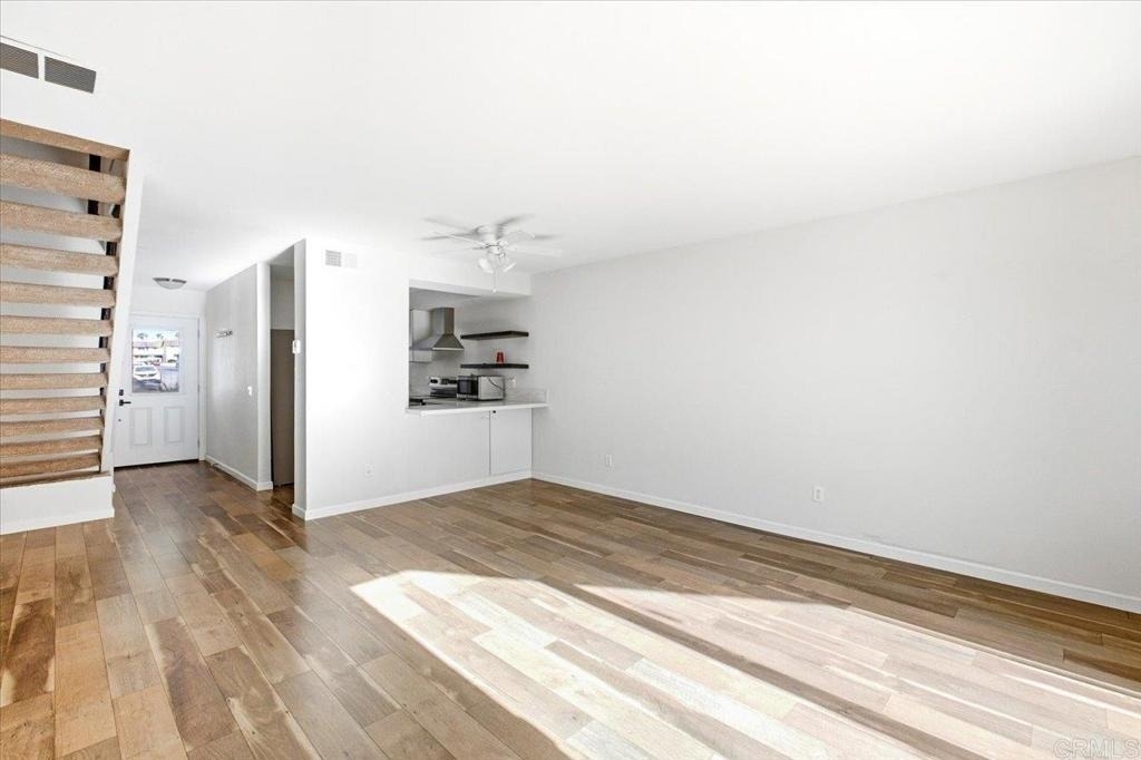 535 Beverly Place - Photo 3