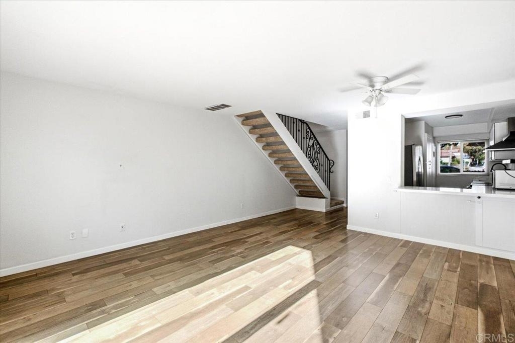 535 Beverly Place - Photo 2