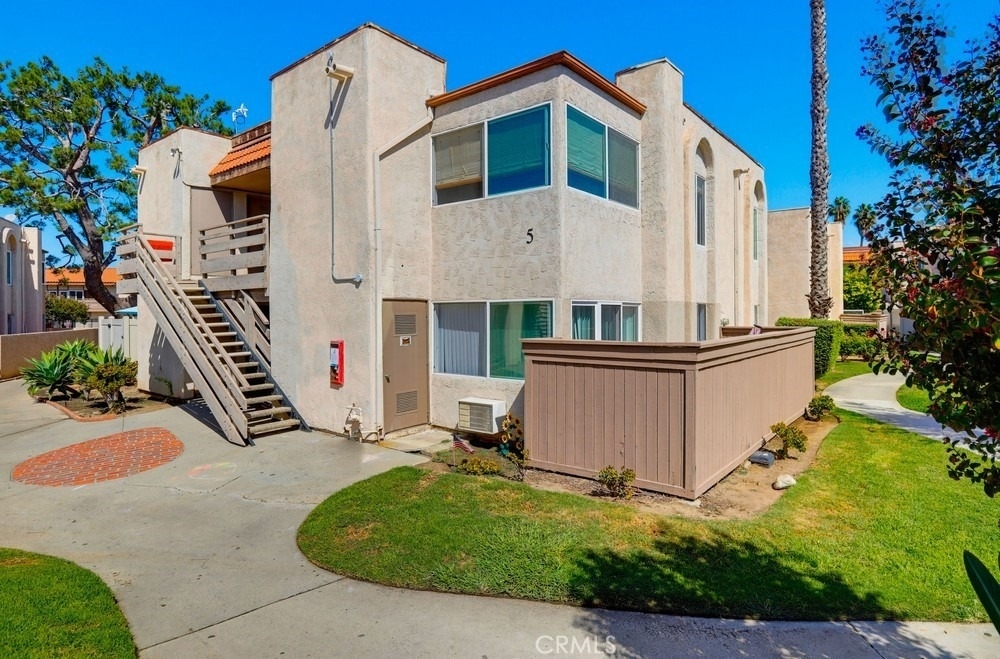 212 S Kraemer - Photo 3