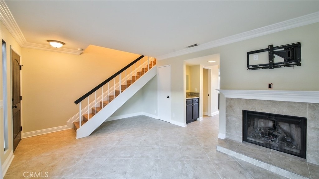 1013 W Linden Street - Photo 5