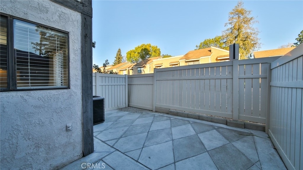 1013 W Linden Street - Photo 31