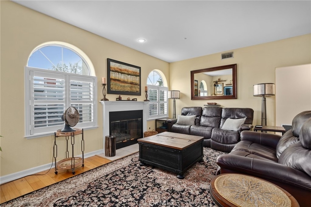 334 Lakeside - Photo 12