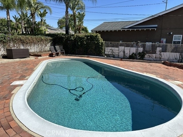 437 Cucamonga - Photo 23