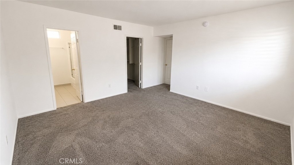 5255 Bellingham - Photo 12