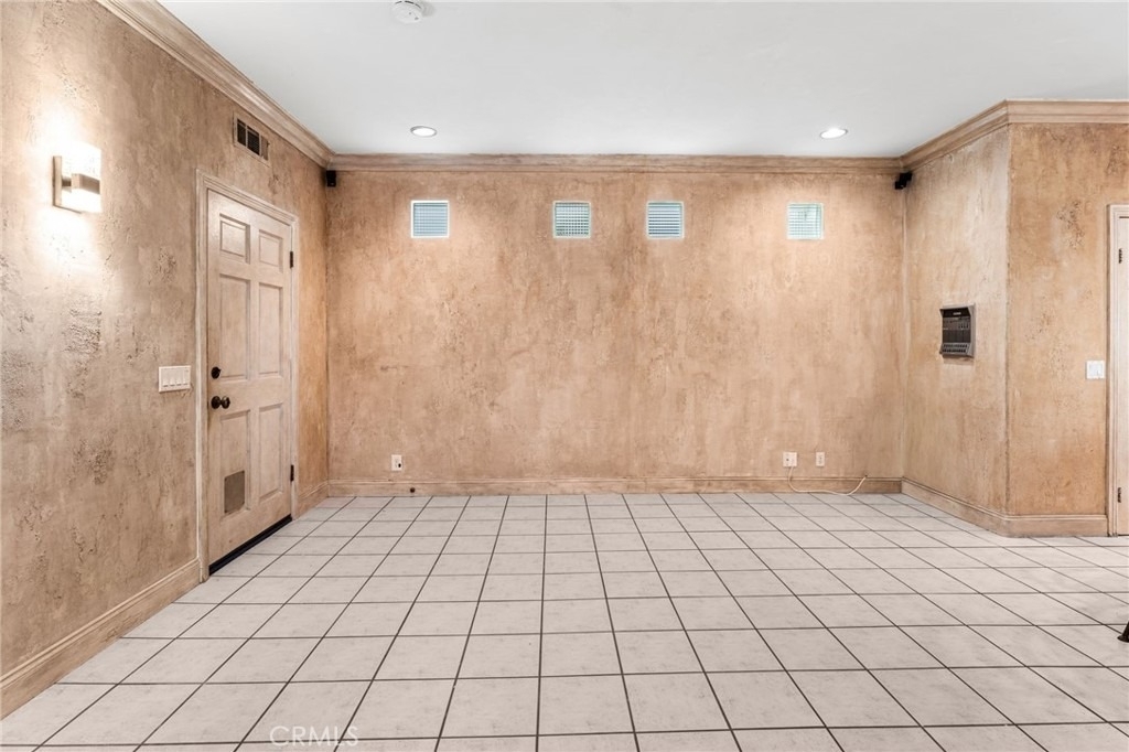 609 21st - Photo 16