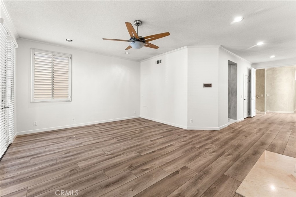 609 21st - Photo 34