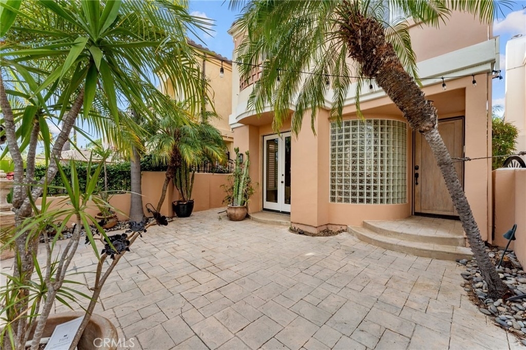 609 21st - Photo 1