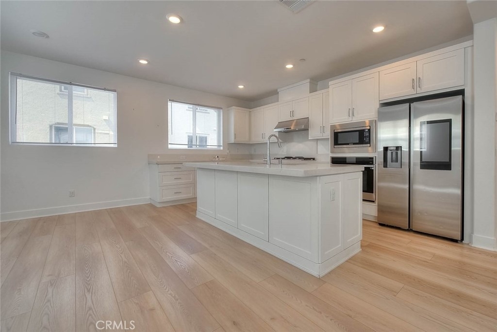 2750 W 182nd - Photo 11