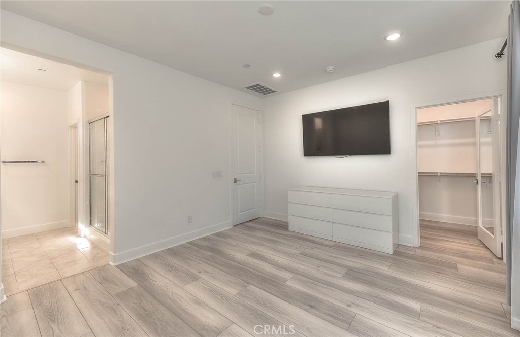 2750 W 182nd - Photo 26