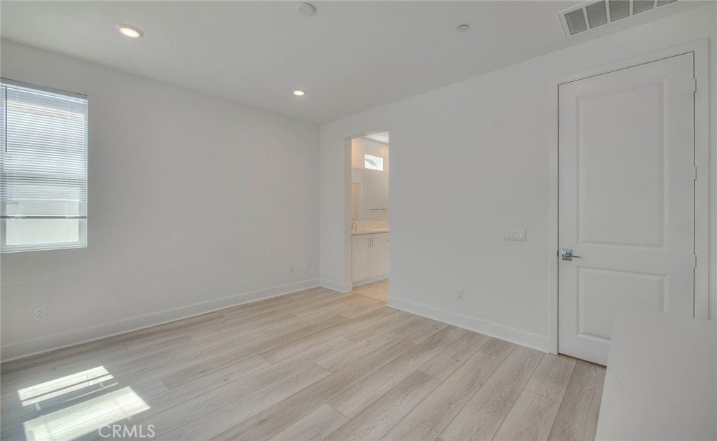 2750 W 182nd - Photo 40