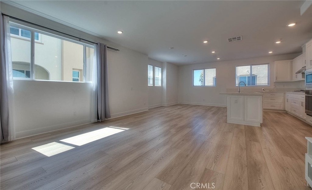 2750 W 182nd - Photo 14